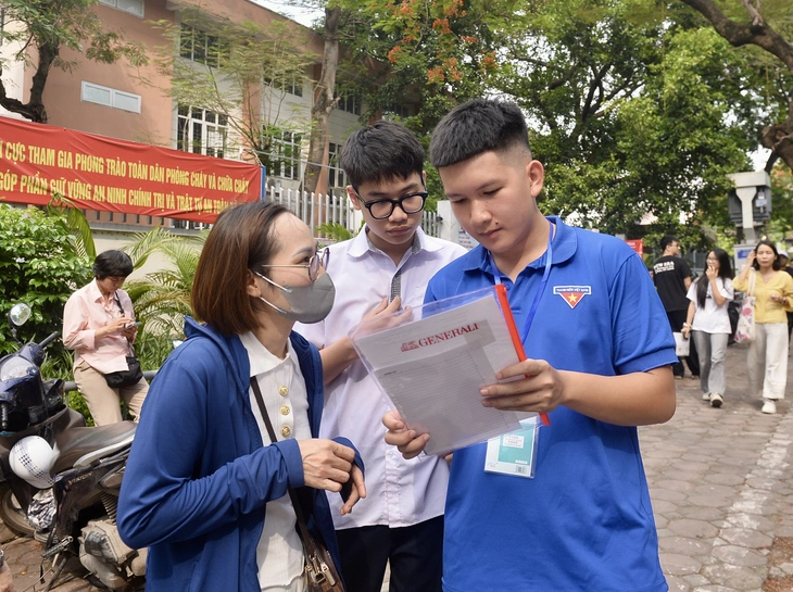 Trên 80% số thí sinh Hà Nội đỗ vào lớp 10 THPT công lập - Ảnh 1.