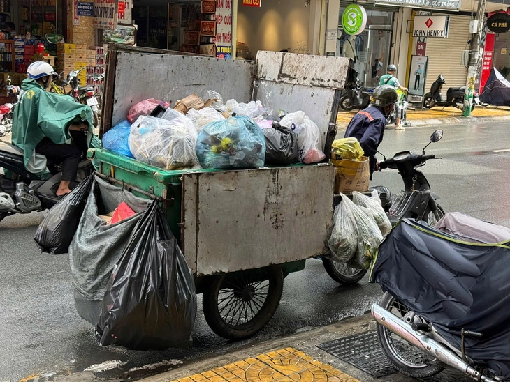 Nguy cơ tràn nước rỉ rác từ nhà máy xử lý rác của tỉnh Sóc Trăng cũ - Ảnh 1.