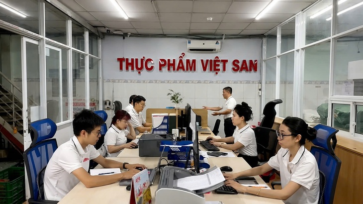 Một năm 'đại phẫu' bộ máy, thực phẩm Việt San hái quả ngọt từ chuyển đổi số - Ảnh 3.