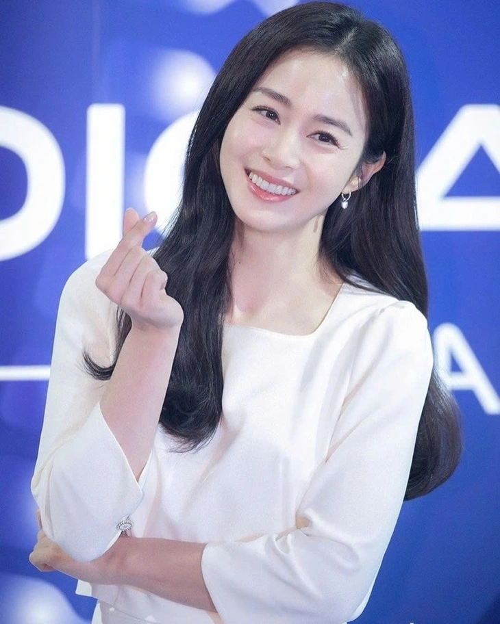 Phong cách của Kim Tae Hee - Ảnh 11.