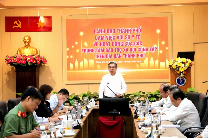 Phó bí thư Thành ủy TP.HCM Nguyễn Phước Lộc: Người yếu thế phải được chăm sóc toàn diện cả về y tế và an sinh xã hội - Ảnh 1.
