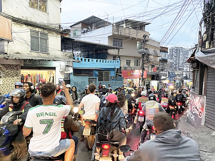 Đến thành phố "ổ chuột" lớn nhất Nam Mỹ - Ảnh 3.