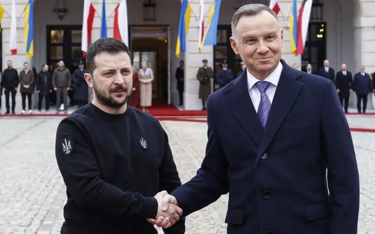 Ông Zelensky không dự hội nghị quan trọng về Ukraine ở Ba Lan sau căng thẳng - Ảnh 2.