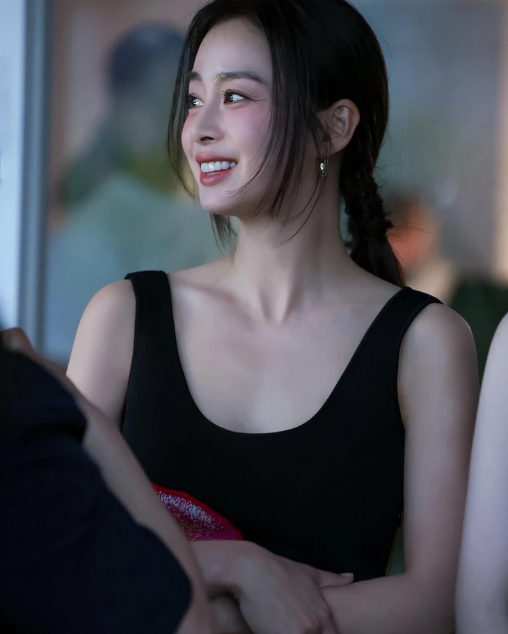 Phong cách của Kim Tae Hee - Ảnh 12.