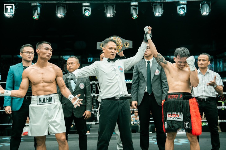Hội đồng Quyền Anh châu Á vào cuộc vì trận boxing gây tranh cãi ở Việt Nam - Ảnh 1.