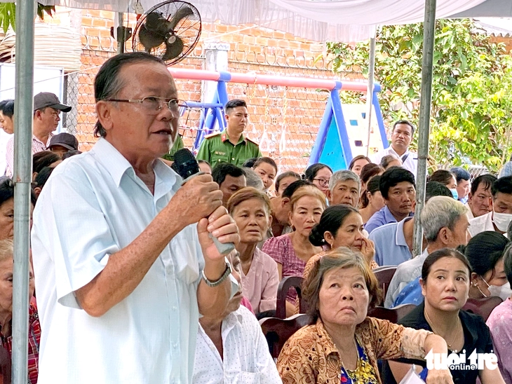 Bí thư Tỉnh ủy Vĩnh Long đối thoại với người dân về khai thác 2 mỏ cát trên sông Hậu - Ảnh 1.