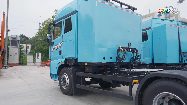 'Xe đầu kéo điện chỉ tốn 5.000 đồng/km, gì cũng hiển thị trên hệ thống, tài không ăn dôi dư được như xe dầu' - Ảnh 5.