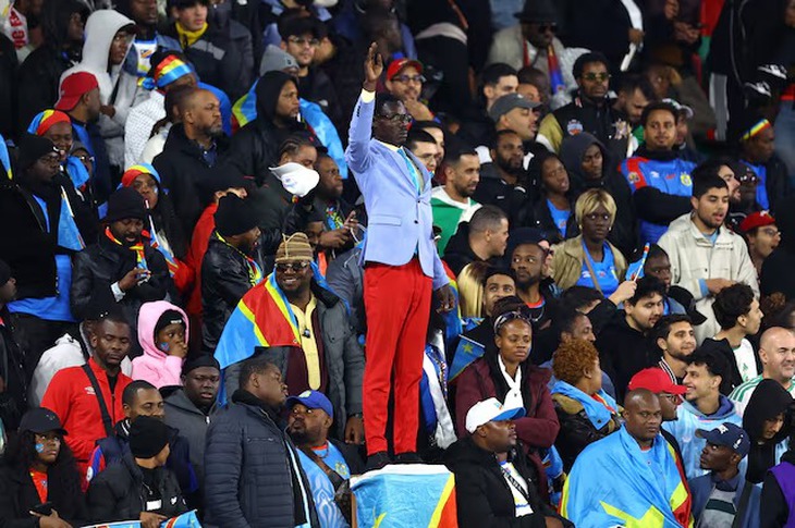Vì sao CĐV đặc biệt nhất Congo gây chú ý ở World Cup? - Ảnh 1.