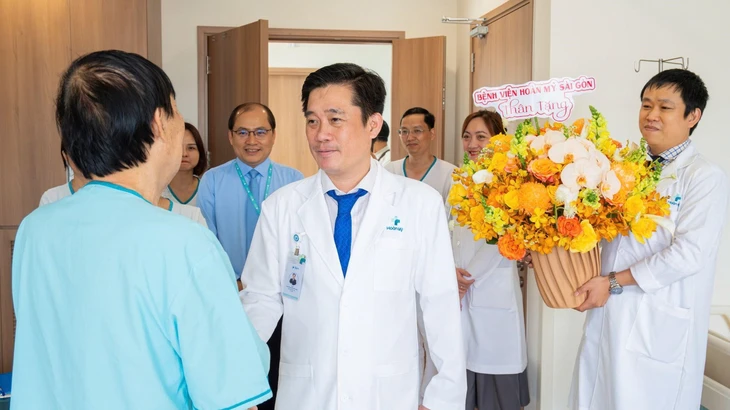 Thay van tim không cần mổ hở tại Bệnh viện Hoàn Mỹ Sài Gòn nă - Ảnh 1.