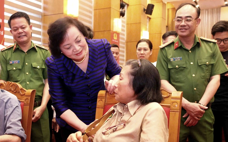 Bộ Công an khánh thành nâng cấp Di tích Quốc gia Hòn Đá Bạc, bàn giao 500 căn nhà cho hộ khó khăn - Ảnh 3.