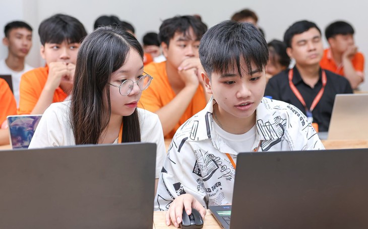 Bộ Giáo dục và Đào tạo điểm tên trường đại học thu học phí vượt quy định - Ảnh 4.