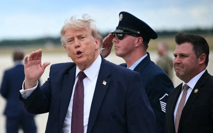 Ông Trump yêu cầu hạ giá xăng dầu, cảnh báo 'rắc rối lớn' - Ảnh 2.
