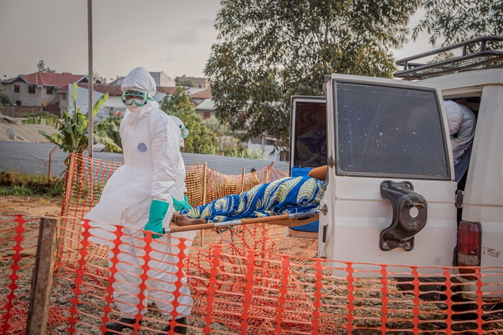 Pháp ghi nhận ca mắc Ebola đầu tiên, là bác sĩ trở về từ Congo - Ảnh 1. Pháp ghi nhận ca mắc Ebola đầu tiên, là bác sĩ trở về từ Congo - Ảnh 1.