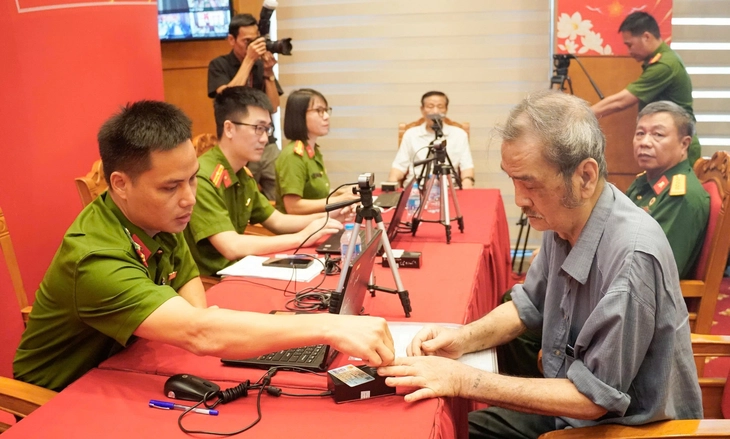 Bộ Công an phát động cao điểm thu nhận mẫu ADN thân nhân liệt sĩ chưa xác định thông tin - Ảnh 3.
