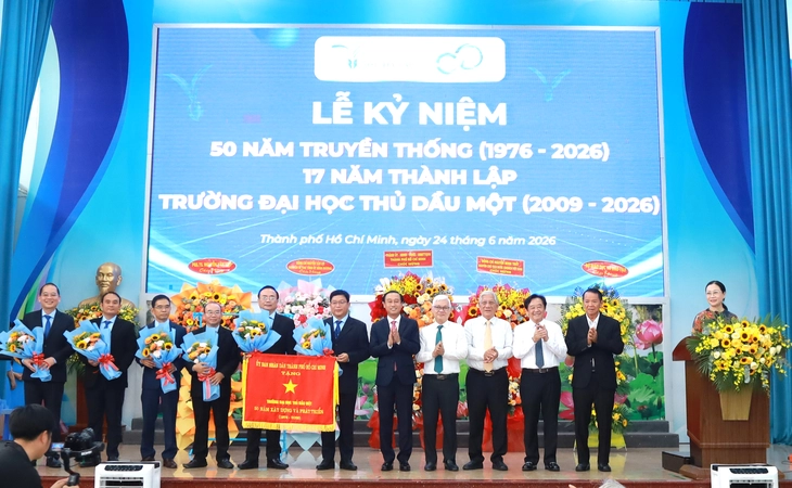 TP.HCM: Trường đại học Thủ Dầu Một liên kết doanh nhân đào tạo sinh viên - Ảnh 1. TP.HCM: Trường đại học Thủ Dầu Một liên kết doanh nhân đào tạo sinh viên - Ảnh 1.