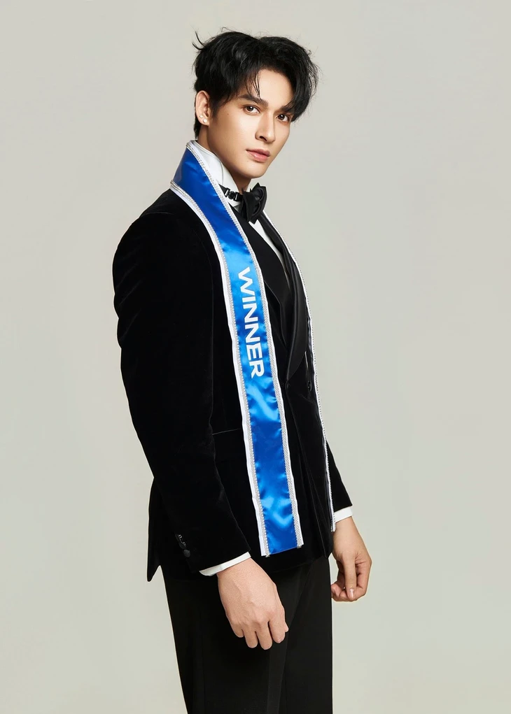 Võ Minh Thoại đăng quang Mister Majestic 2026, cuộc thi chỉ có 7 ứng viên - Ảnh 7.