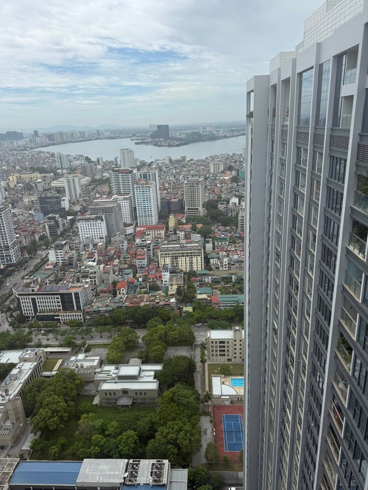 Mai Phương Thúy giàu cỡ nào khi chi 120 tỉ mua căn hộ tặng em gái?   - Ảnh 2.