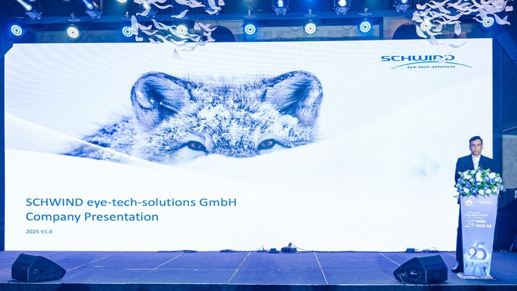 Chuyển giao công nghệ laser SCHWIND từ Đức tại Bệnh viện Mắt TP.HCM - Ảnh 2.
