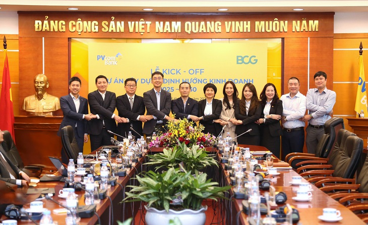 Lợi nhuận năm 2025 vượt kế hoạch, PVcomBank tăng trưởng gắn với hiệu quả và an toàn - Ảnh 2.