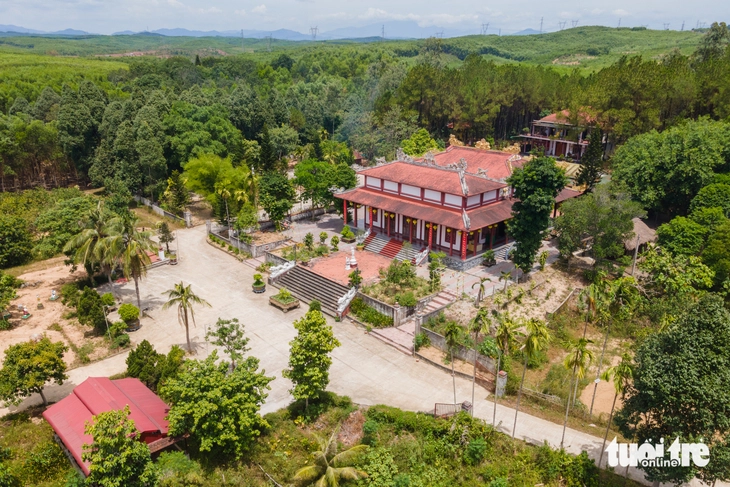 Quảng Trị đề nghị điều chỉnh hướng tuyến đường sắt tốc độ cao để tránh đất quốc phòng, công trình tôn giáo - Ảnh 2.