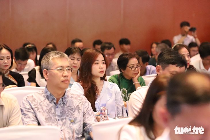 Doanh nghiệp đề xuất 'luồng xanh' để gỡ điểm nghẽn phát triển - Ảnh 2.