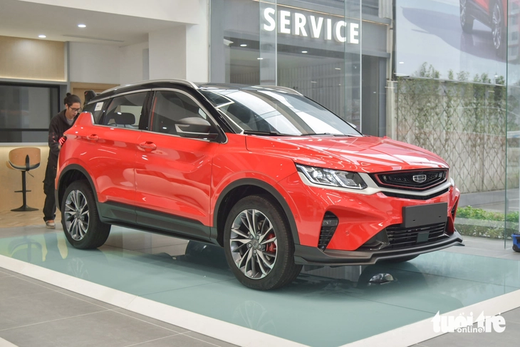 Tin tức giá xe: Geely Coolray giảm gần 90 triệu tại đại lý, rẻ như SUV A với trang bị của SUV B - Ảnh 2.