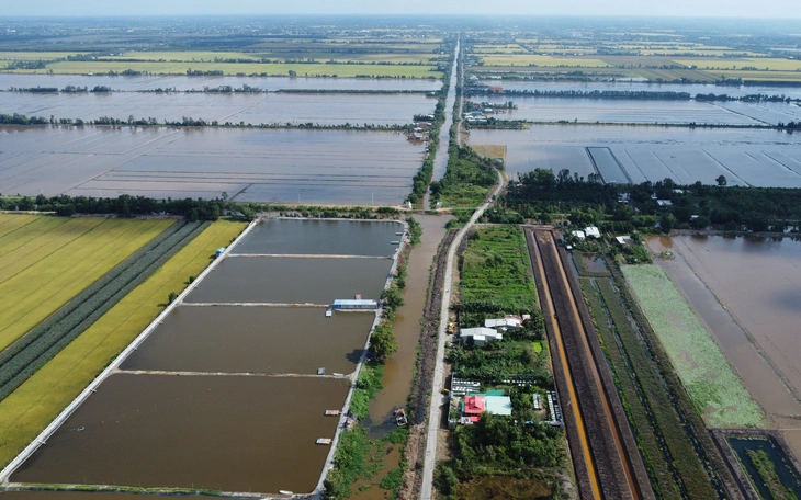 Dời vị trí một nút giao trên cao tốc La Sơn - Hòa Liên nối Huế và Đà Nẵng vì sạt lở - Ảnh 3.