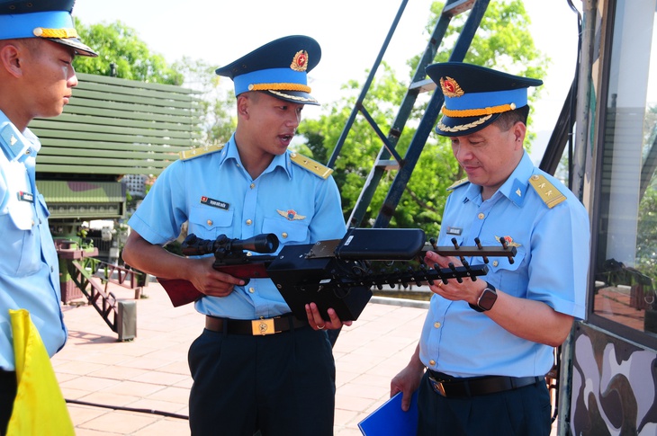 Thành lập Tiểu đoàn Phương tiện không người lái, bắt đầu trực chiến thuộc Quân khu 5 - Ảnh 3.