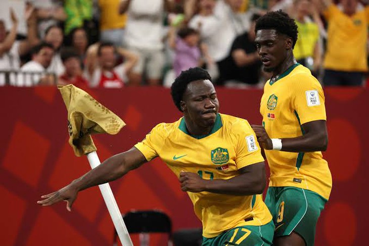  Kịch tính ngôi nhì bảng World Cup - Ảnh 1.