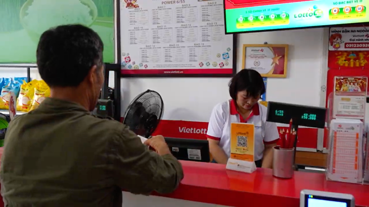 Chủ điểm tại Bắc Ninh: Vietlott ra mắt xổ số Lotto 5/35 giúp điểm bán có nhiều người chơi hơn - Ảnh 2.