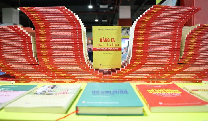 Người làm xuất bản là 'người gác cổng tri thức' - Ảnh 2.