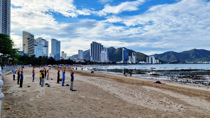 Hủy quyết định, thông báo từ chối làm giấy tờ đất đai ở Nha Trang - Ảnh 1.