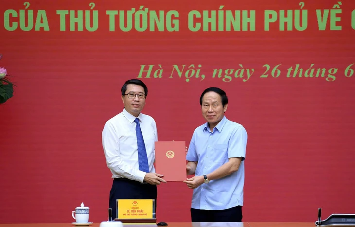 Thủ tướng bổ nhiệm ông Trần Anh Tiến làm Phó chủ nhiệm Văn phòng Chính phủ - Ảnh 1.