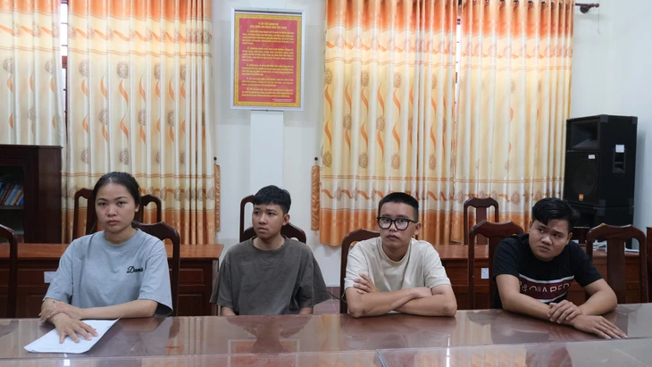 Khởi tố 12 người mua bán hơn 3.500 tài khoản ngân hàng, thu lợi hơn 1 tỉ đồng - Ảnh 1.