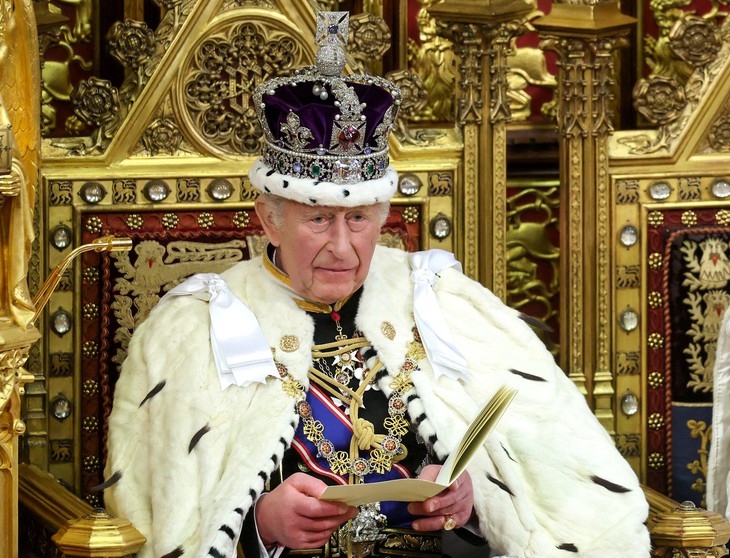 Vua Charles III đã nộp thuế hơn 30 triệu bảng từ khi lên ngôi - Ảnh 1.
