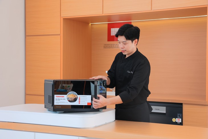 Toshiba trở thành thương hiệu lò vi sóng bán chạy số 1 Việt Nam năm 2025 - Ảnh 4.