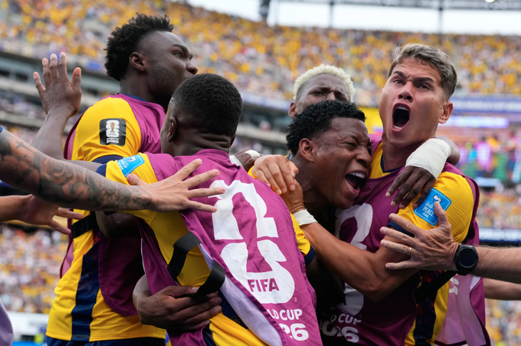 Tổng thống Ecuador cho cả nước nghỉ sau trận thắng Đức ở World Cup 2026 - Ảnh 1.