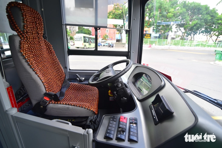 Cận cảnh dàn xe buýt tiện nghi, hiện đại trước ngày TP.HCM miễn phí vé cho người dân - Ảnh 9.