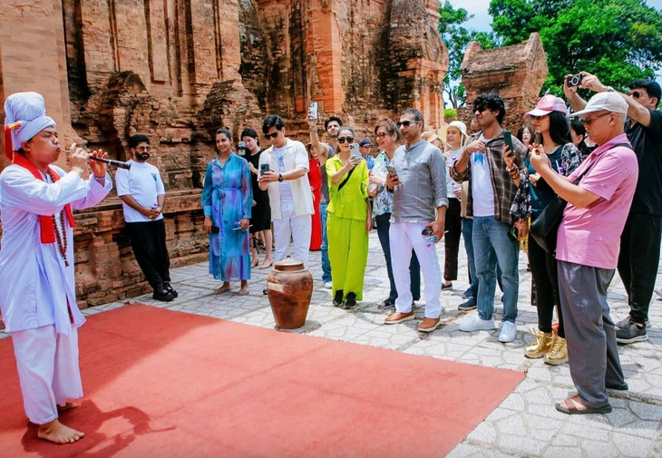 Đại sứ Ấn Độ: Mong muốn hợp tác với Việt Nam về trí tuệ nhân tạo, khoa học thông tin - Ảnh 2.