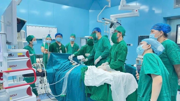  Y tế chuyên sâu vươn tới đảo xa - Ảnh 4.