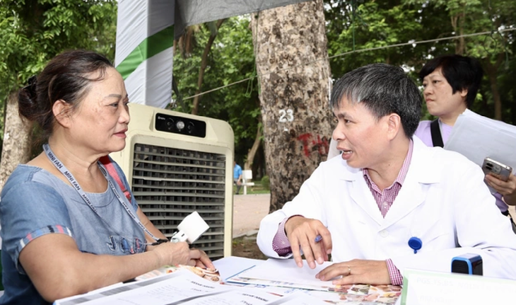 Sức khỏe bắt đầu từ bữa ăn, cùng chăm sóc sứ khỏe mỗi ngày - Ảnh 2.