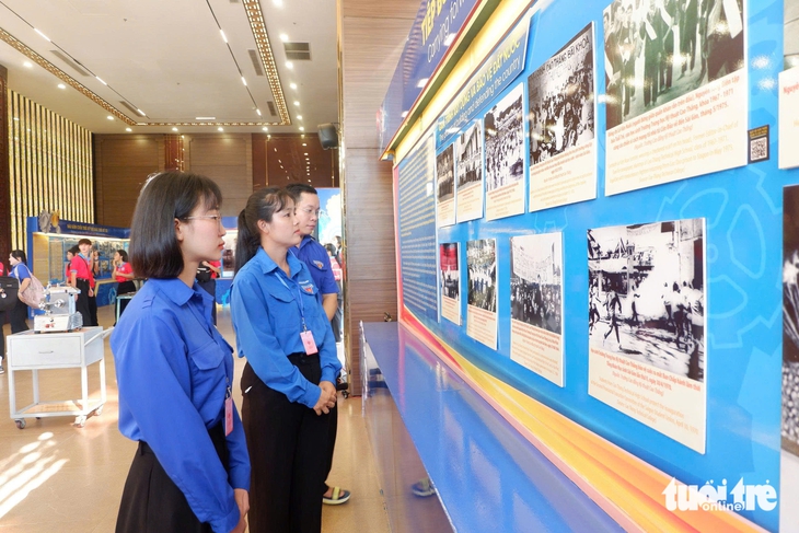 329 đại biểu Đại hội Thanh niên tiên tiến TP.HCM thảo luận sôi nổi tại các diễn đàn Không gian văn hóa Hồ Chí Minh - Ảnh 1.