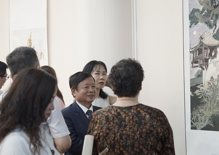 Những bức tranh ‘tinh tuyển’ của Trường phái Hội họa Ly Giang của Trung Quốc đến Việt Nam  - Ảnh 1.