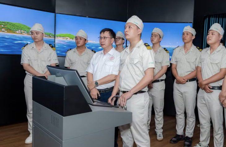 Lương hơn 130 triệu đồng/tháng, ngành biển vẫn thiếu người - Ảnh 1.