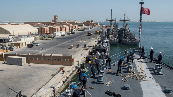 Bahrain lên án Iran, yêu cầu Hội đồng Bảo an họp khẩn - Ảnh 1.