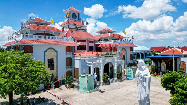 Lễ tuyên phong cha Trương Bửu Diệp tạo đà mới cho du lịch Cà Mau - Ảnh 1.