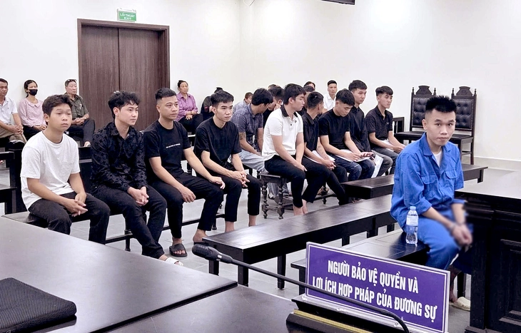 Từ gói thuốc nam 17.000 đồng đến đường dây giả danh sư thầy bán 'thần dược' lừa 2,8 tỉ đồng - Ảnh 1.