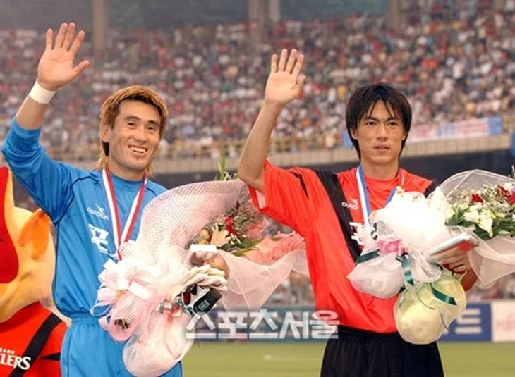 Người Hàn Quốc sốc trước nghi vấn 'thế hệ World Cup 2002' lũng đoạn bóng đá nước nhà  - Ảnh 3.
