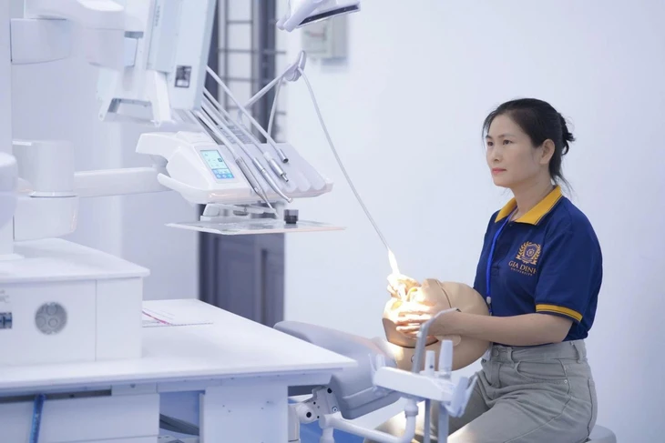 Ngành du lịch và AI: Học sinh cần Chọn trường để bắt kịp xu hướng - Ảnh 3.