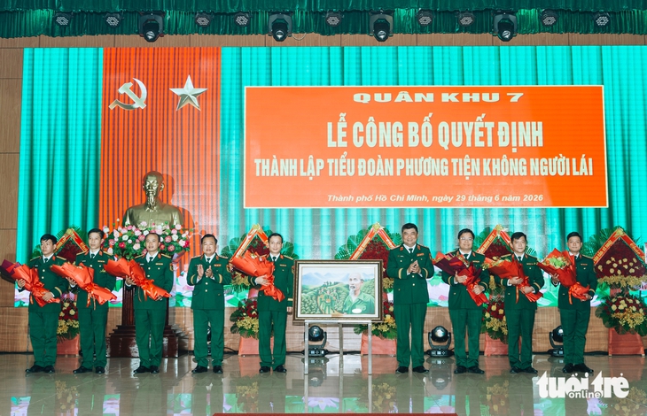 Thành lập Tiểu đoàn phương tiện không người lái đầu tiên của Quân khu 7   - Ảnh 2.